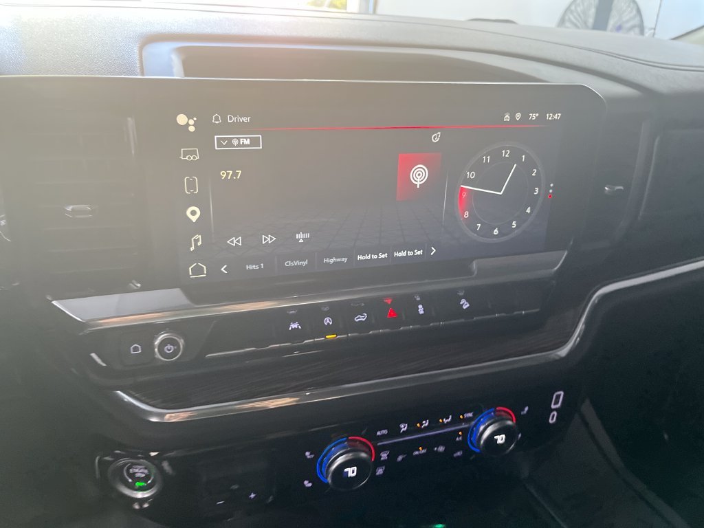 Used 2024 Blue GMC Elevation image 19
