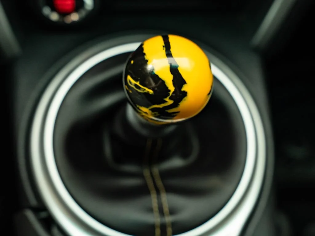 Used 2017 Charlesite Yellow Subaru Series.Yellow image 34