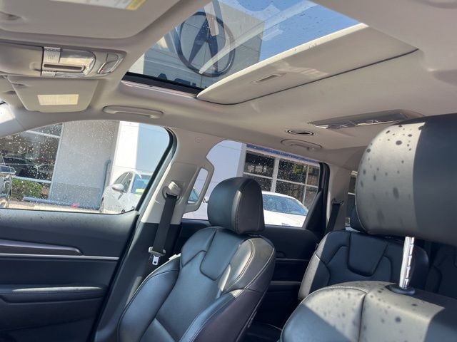 Used 2025 Silver Kia S image 43