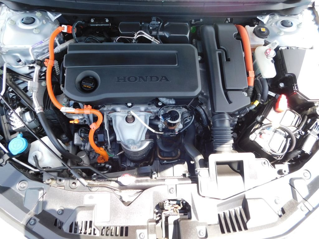 Used 2023 Silver Honda Sport-L image 34