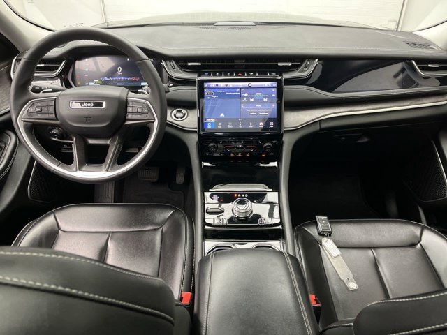 Used 2023 Diamond Black Crystal Pearlcoat Jeep 4X4 image 4