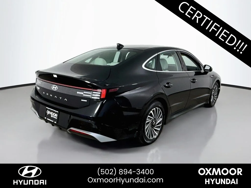 Used 2025 Abyss Black Hyundai SEL image 7