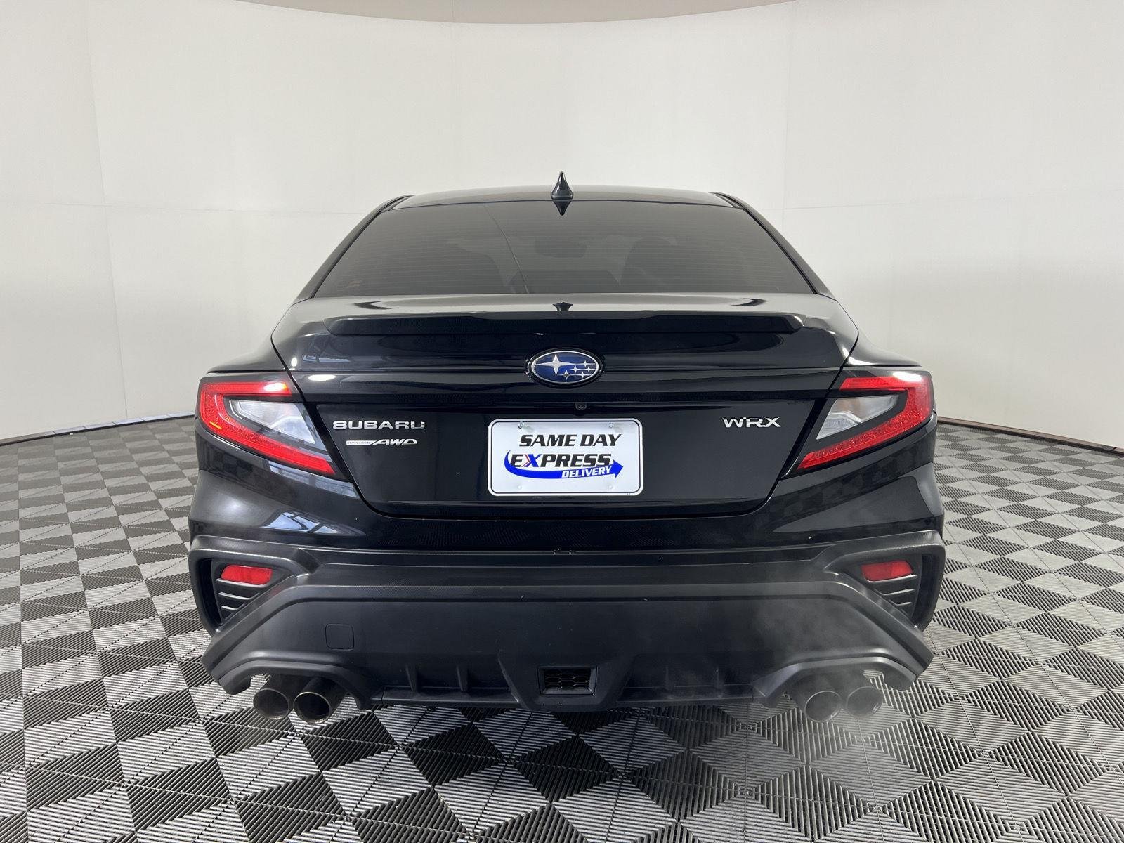 Used 2023 Crystal Black Silica Subaru Limited image 25