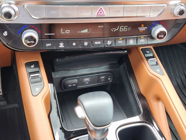 Used 2025 Black Kia SX-Prestige X-Line image 18