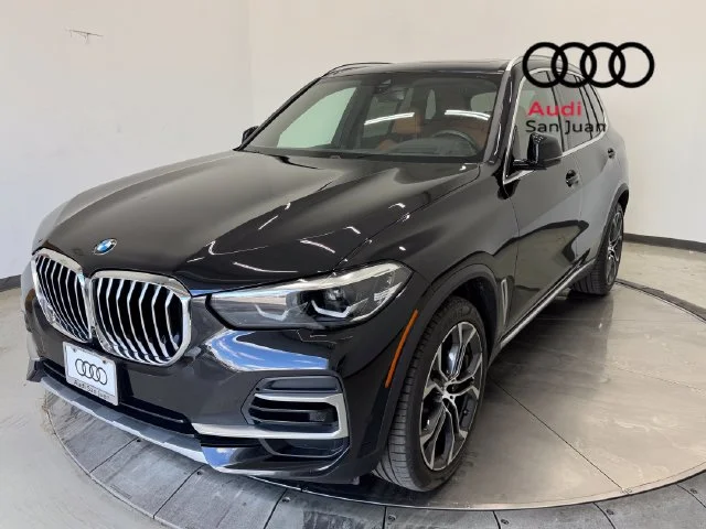 Used 2023 Black BMW sDrive40i image 3
