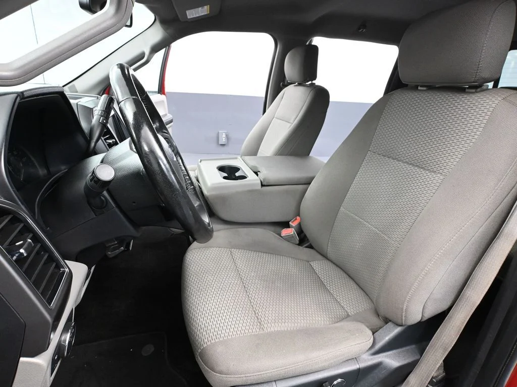 Used 2018 Red Ford XLT image 27