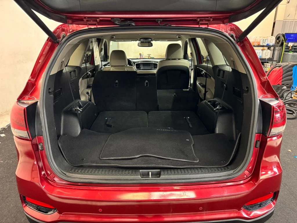 Used 2019 Red Kia EX image 29