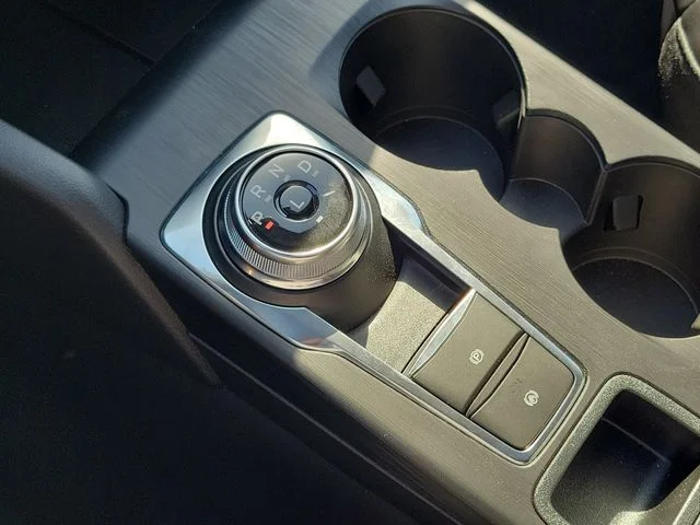 2024 Ford Escape ST-Line - Photo 30