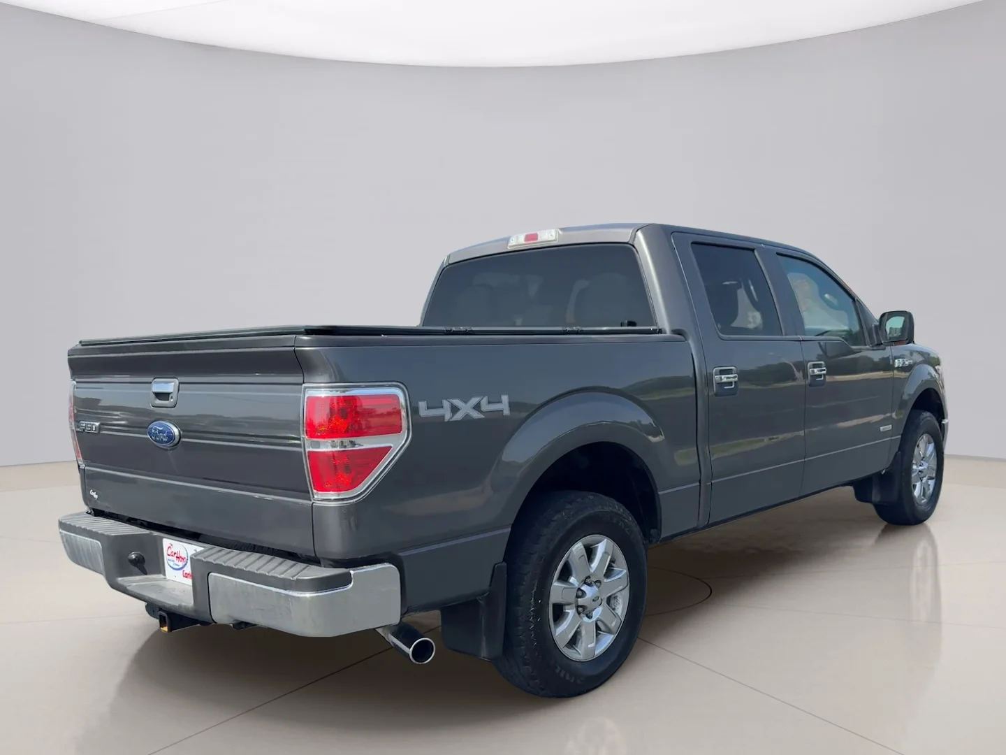 Used 2014 Grey Ford XLT image 5