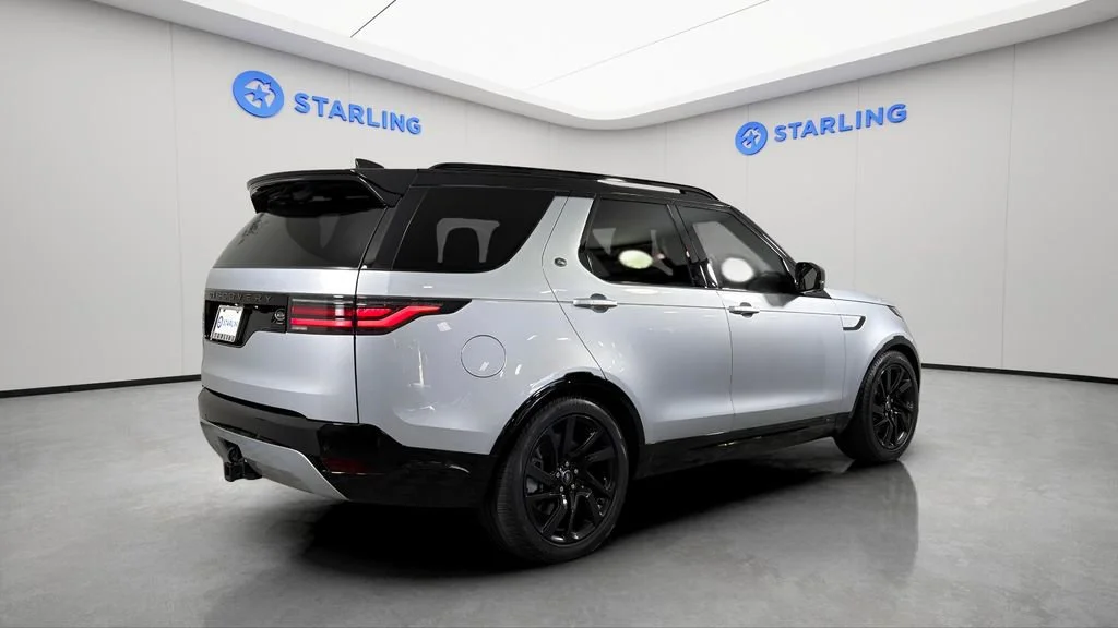 Used 2022  Land Rover S R-Dynamic image 9