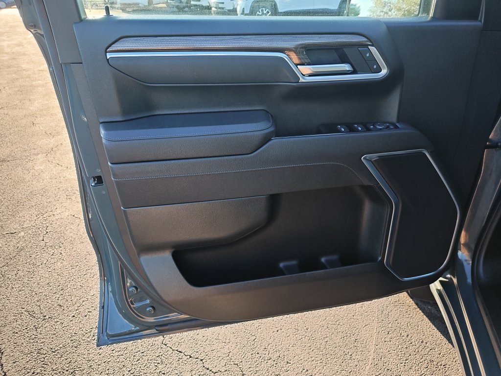 Used 2025 Gray Chevrolet LT image 12