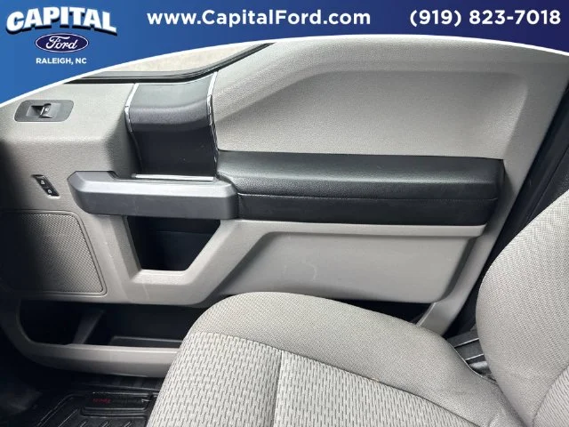 Used 2018 Blue Ford XLT image 28