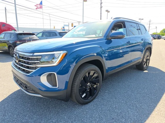 2026 Volkswagen Atlas SE w/Technology