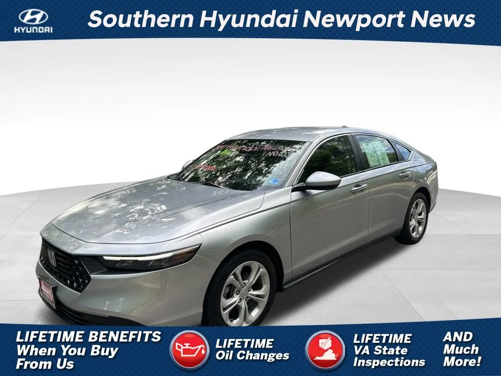 Used 2026 Silver Honda LX image 1