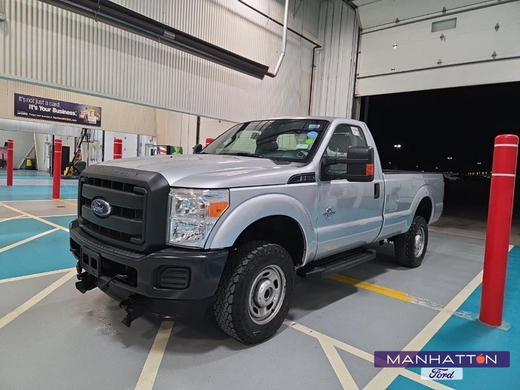 Used 2015 Magnetic Metallic Ford XL image 1
