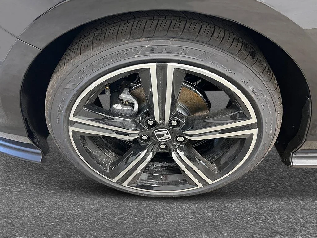 New 2026 Crystal Black Pearl Honda SE image 10