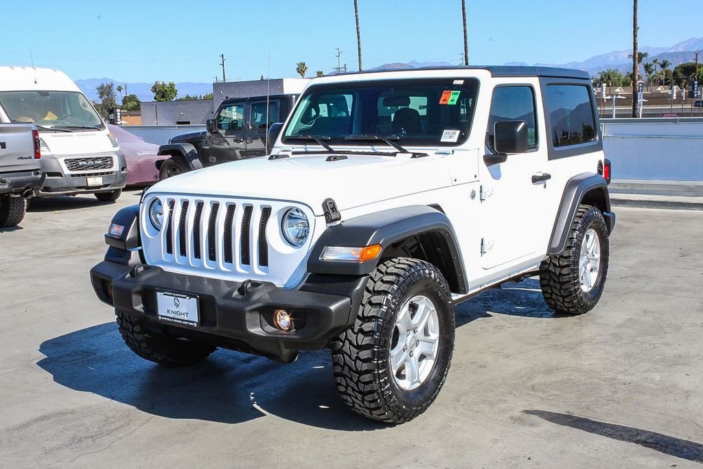 Used 2020 Bright White Clearcoat Jeep Sport S image 4