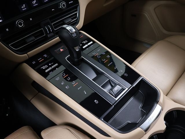 Used 2022 White Porsche S image 26