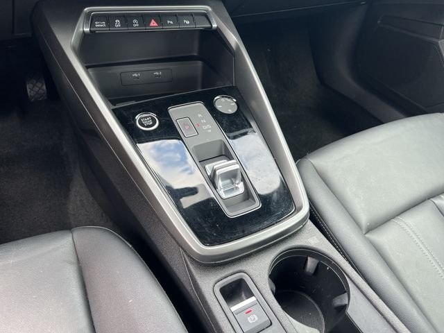 Used 2024  Audi 40 Premium image 25
