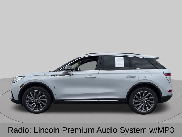 Used 2025 White Lincoln Reserve image 6
