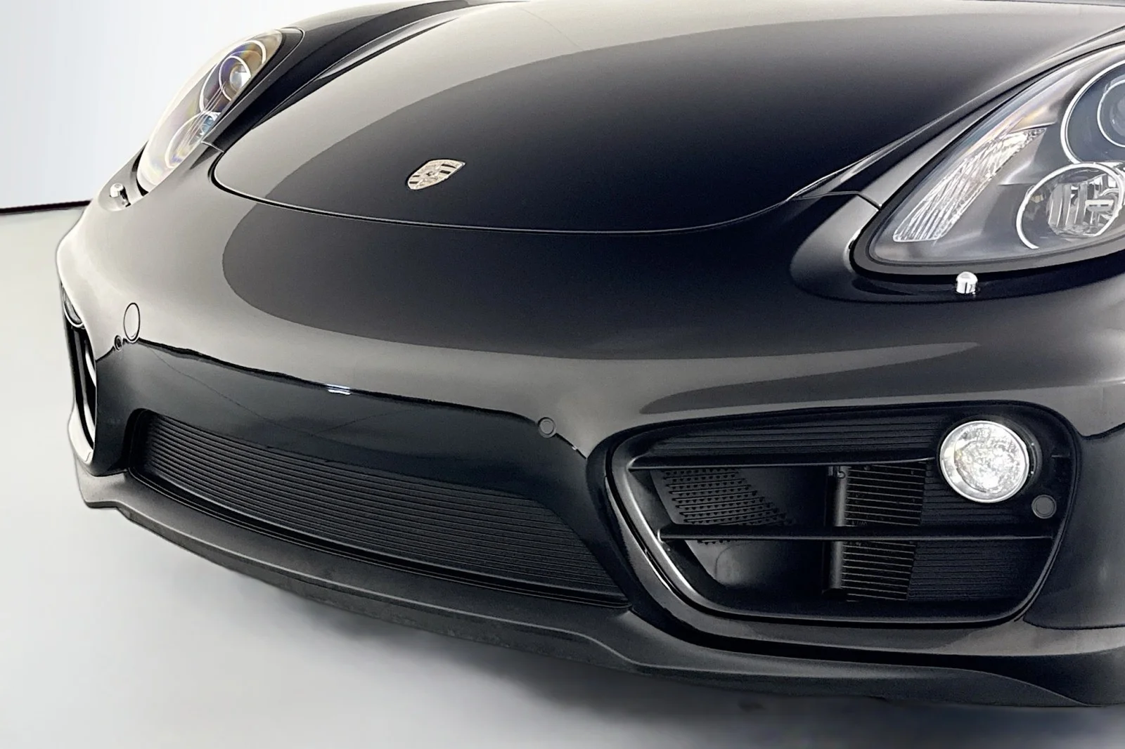 Used 2016 Black Porsche  image 12
