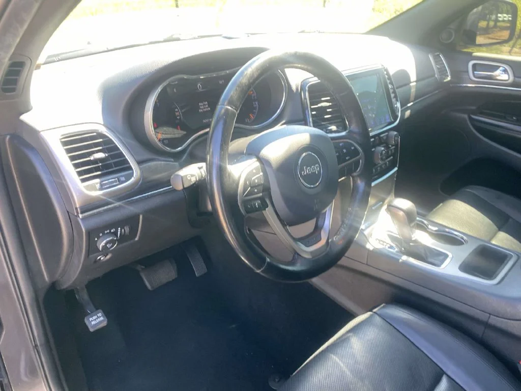 Certified Used 2020 Gray Jeep Limited image 23