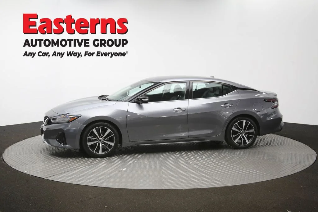 Used 2023 Gray Nissan SV image 59