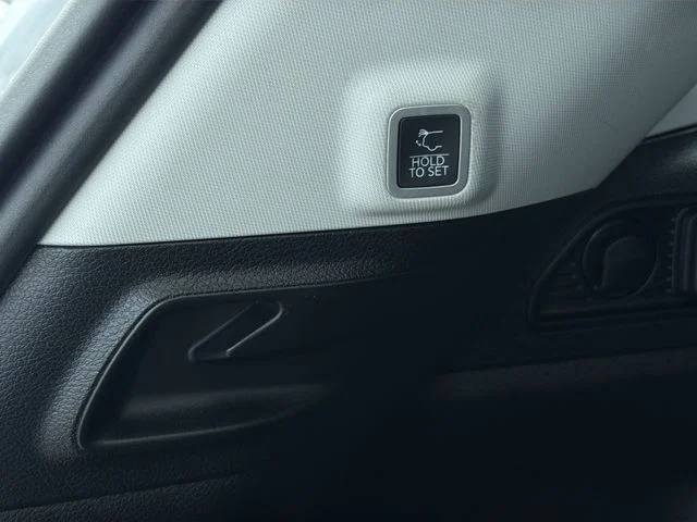 Used 2022 Silver Jeep Limited image 42