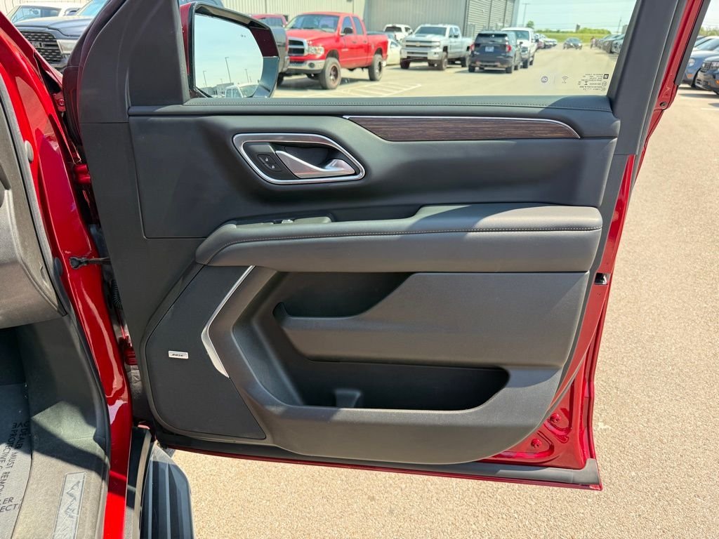 Used 2022 Red Chevrolet High Country image 19