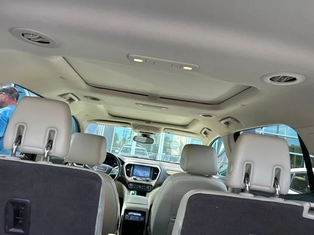 Used 2018 White GMC Denali image 12