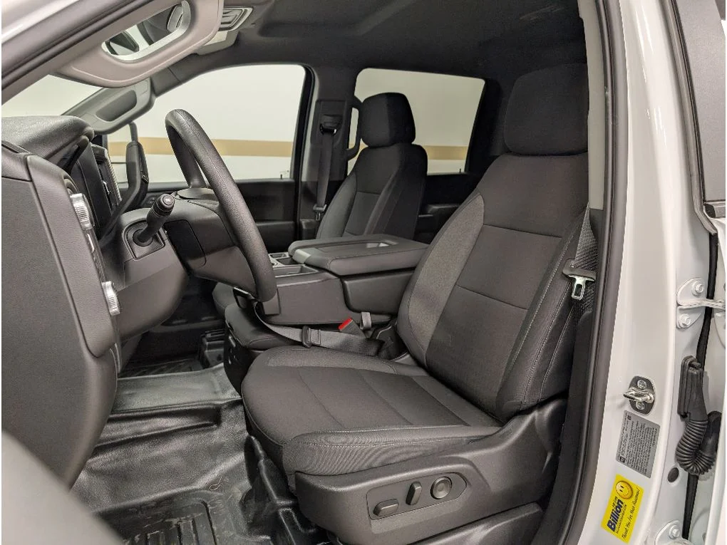 2026 GMC Sierra 3500 Chassis Cab Pro - Photo 6
