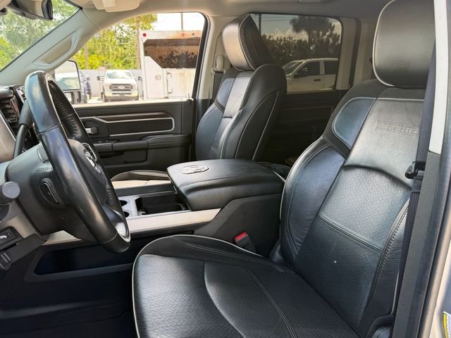 Used 2023 Silver Ram Laramie image 8