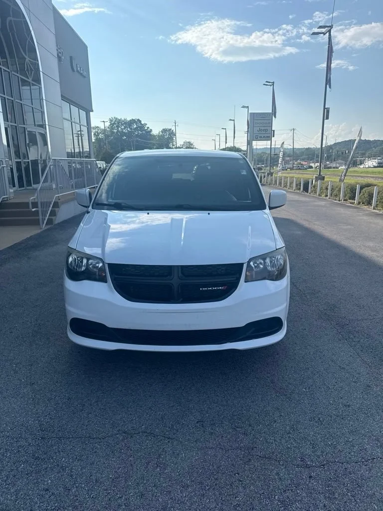 Used 2016 Dodge Grand Caravan SE Plus with VIN 2C4RDGBG9GR400587 for sale in Gadsden, AL