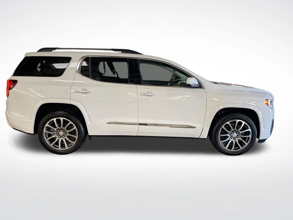 Used 2023 White GMC Denali image 7