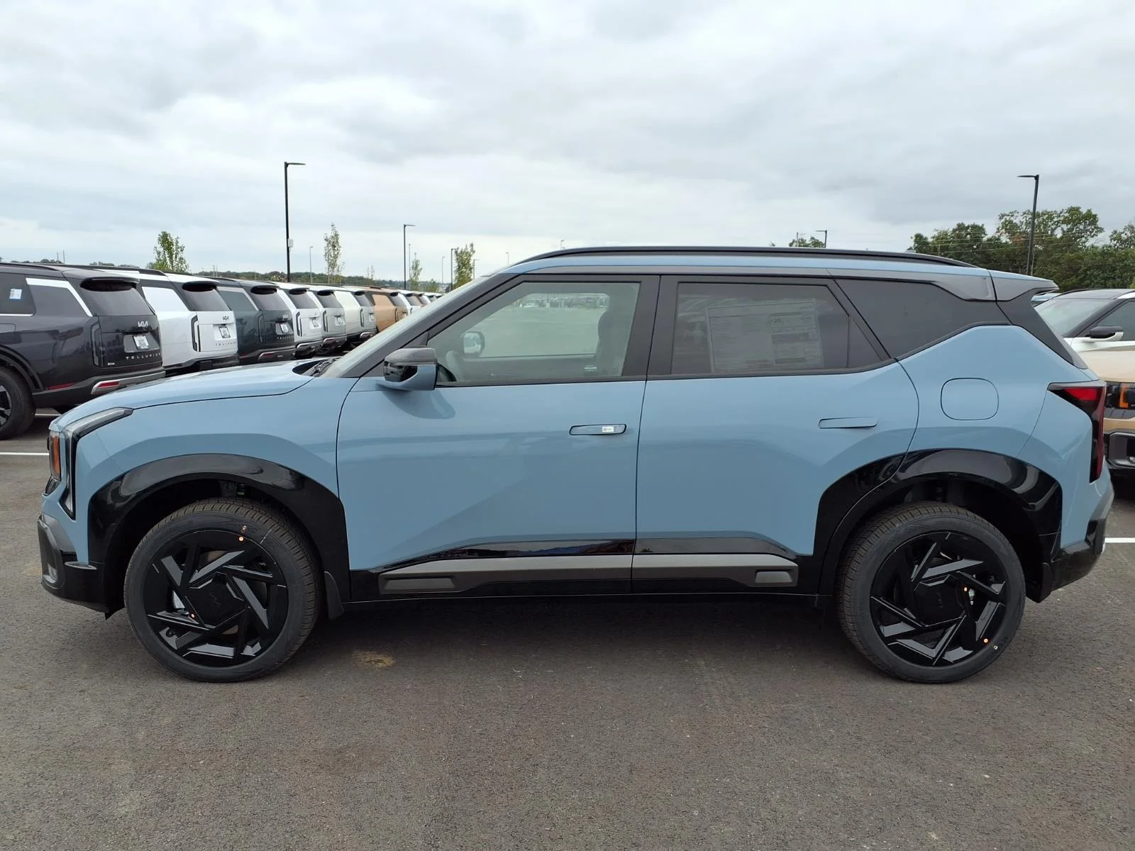 New 2027 Frost Blue Kia X-Line SX image 18
