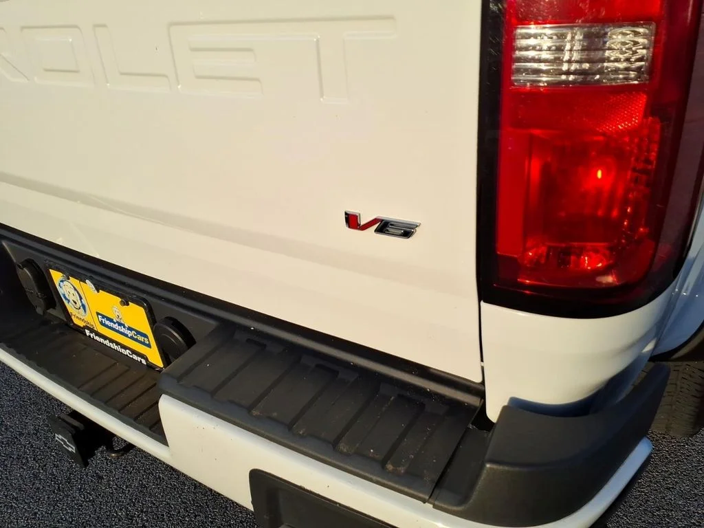 Certified Used 2022 White Chevrolet LT image 10
