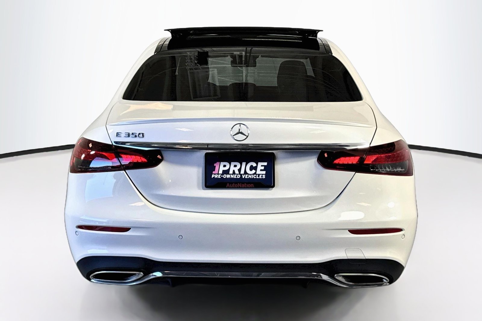 Certified Used 2023 Manufaktur Diamond White Mercedes-Benz E 350 image 6