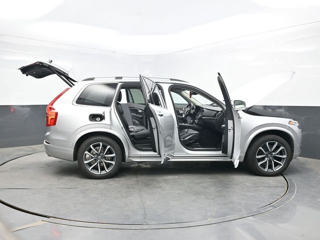 Used 2018 Silver Volvo T6 Momentum image 59