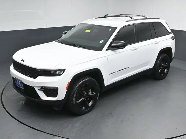 Used 2023 White Jeep Limited image 46