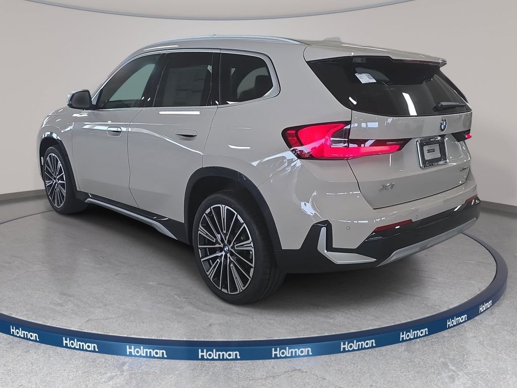 New 2026 Dune Grey Metallic BMW xDrive28i image 6