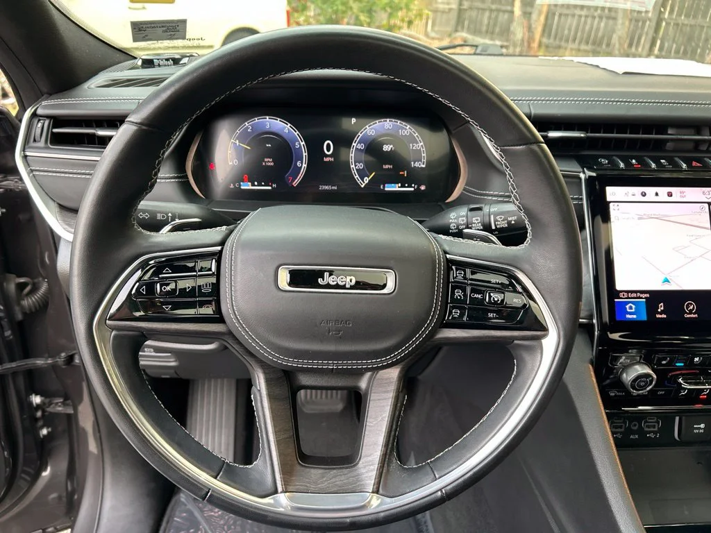Used 2022 Gray Jeep Overland image 17