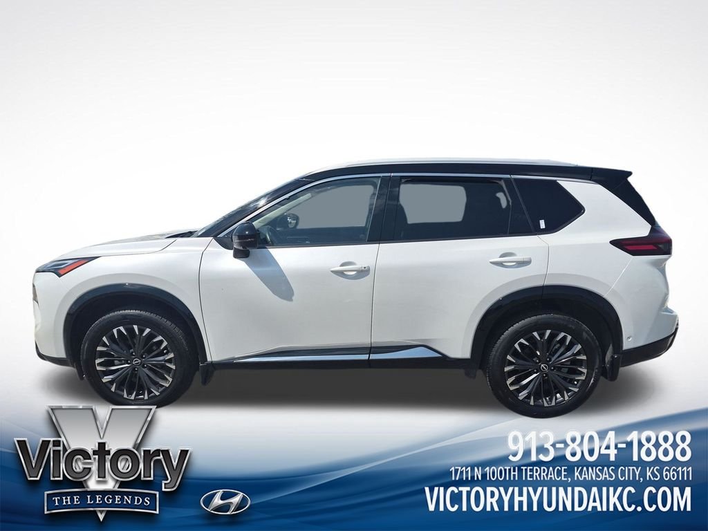 Used 2024 Nissan Rogue Platinum with VIN JN8BT3DD0RW252957 for sale in Kansas City