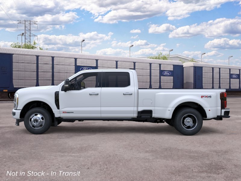 New 2026 Star White Metallic Tri-Coat Ford F-350® Platinum® image 3