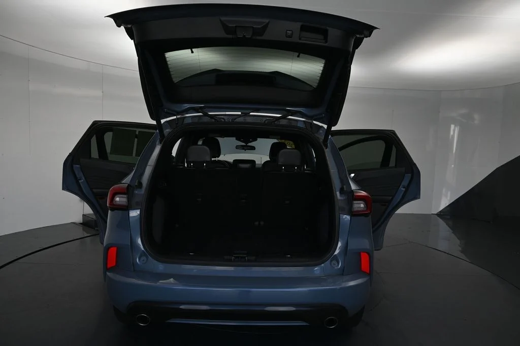 Used 2023 Blue Ford ST-Line Select image 12