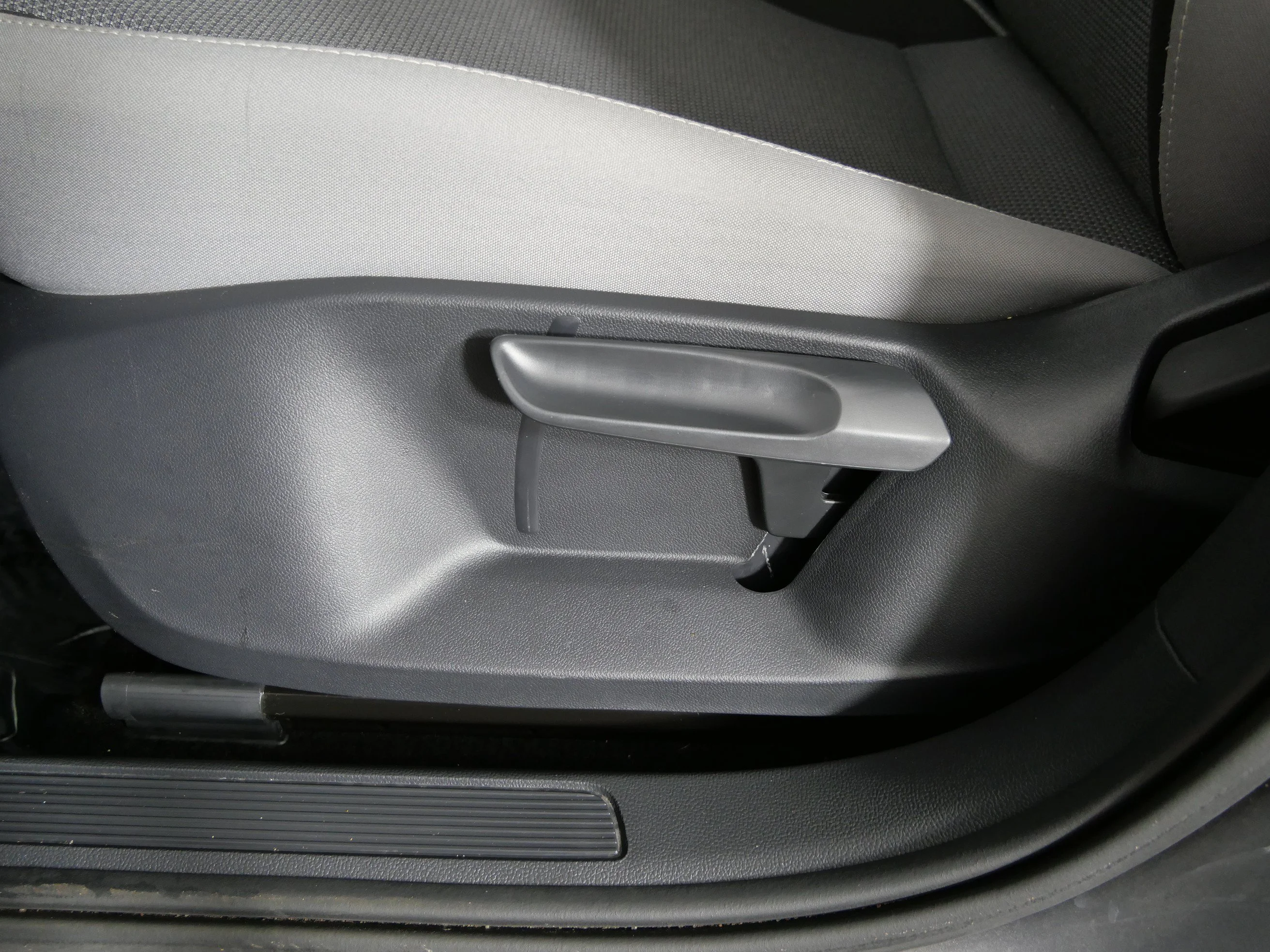 Certified Used 2023 Silver Volkswagen S image 20