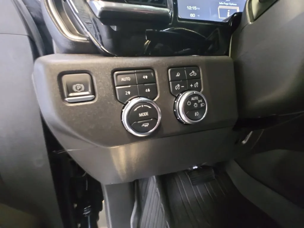 Certified Used 2022 ONYX BLACK GMC Elevation image 26
