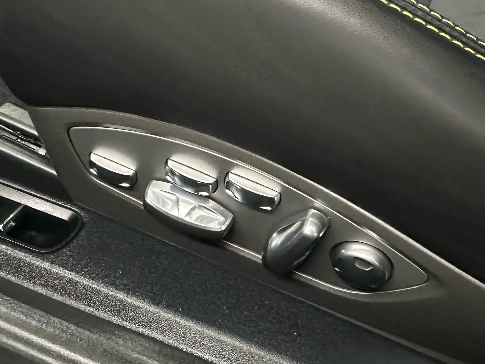 Used 2016 Agate Gray Metallic Porsche GT4 image 11