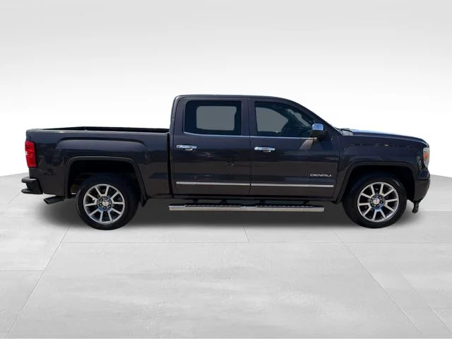 Used 2015 Silver GMC Denali image 8