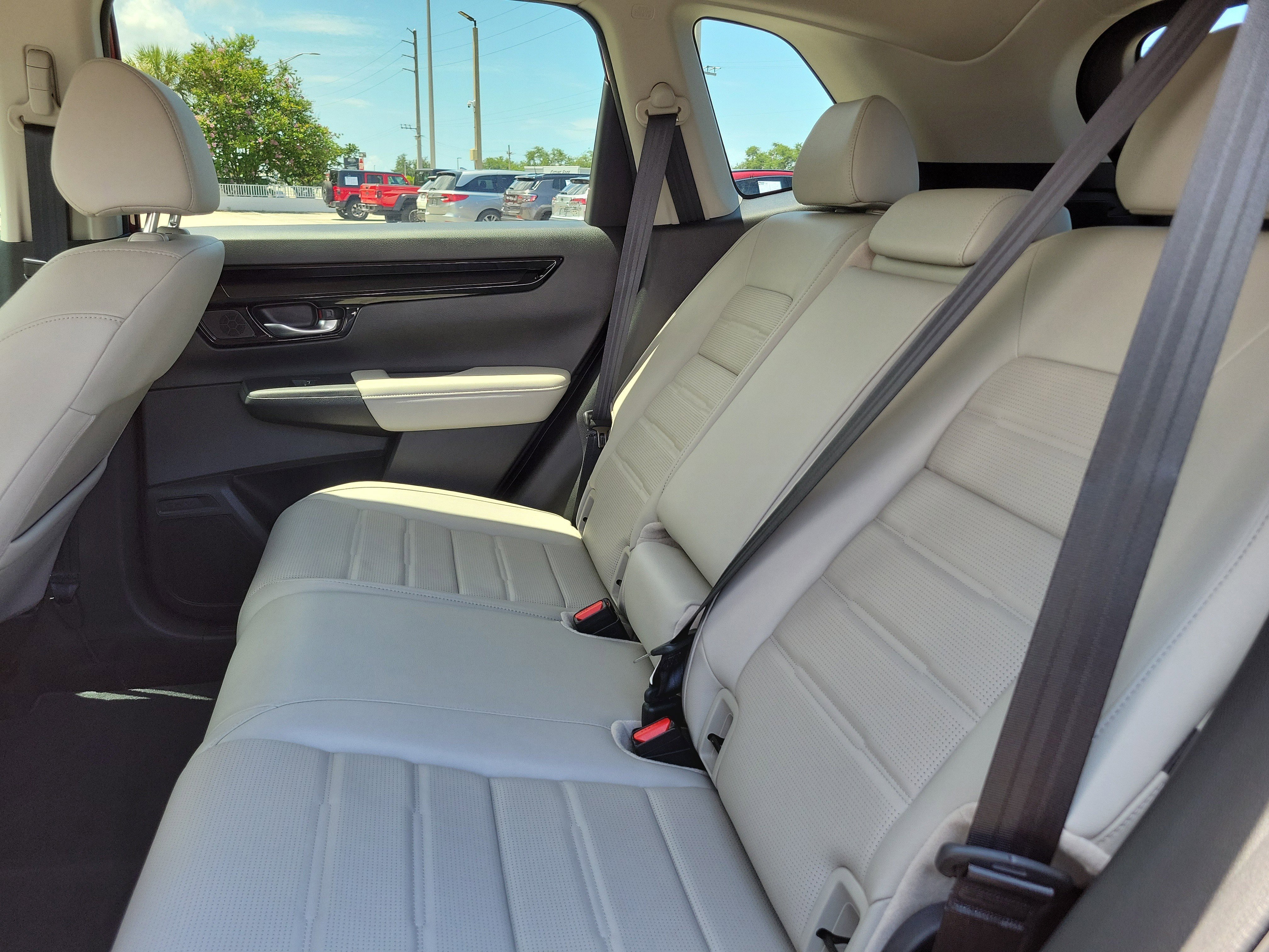 Used 2025 Red Honda EX-L image 11