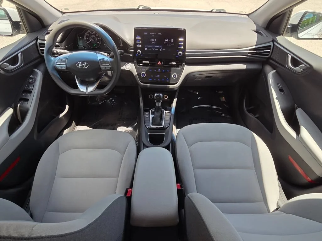 Used 2021 Ceramic White Hyundai Blue image 24
